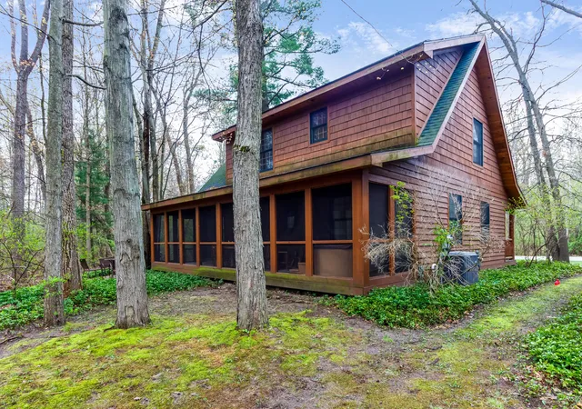 3rd image of 3583 Cattail Ct, Saugatuck, MI 49453 | MLS# 71026019209