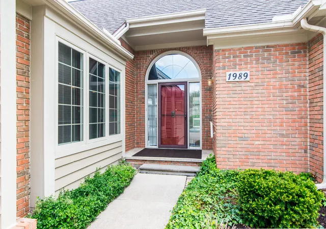 Listing Photo 4 - Condo for sale in building located at 1989 Stonebridge Dr N, Ann Arbor, MI 48108