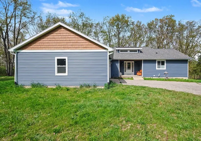 67th image of 8300 Grand River Dr Se, Ada, MI 49301 | MLS# 65026019274