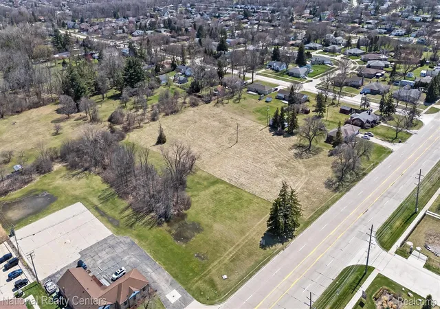 5th image of 36100 Garfield Rd, Clinton, MI 48035 | MLS# 20261030447