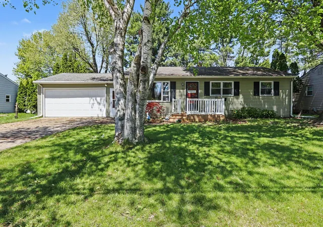 Photo 1 of Single family home for sale at 514 W Melody Ave, Portage, MI 49024 | MLS# 66026019290 | Listing updated on 2026-09-15