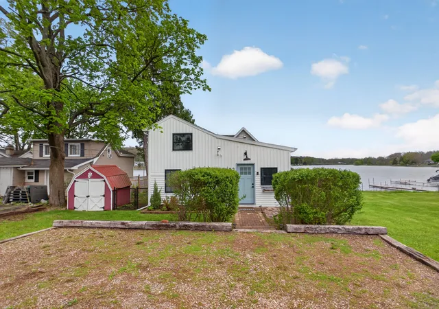 2nd image of 622 Swains Lake Dr, Concord, MI 49237 | MLS# 55026019282