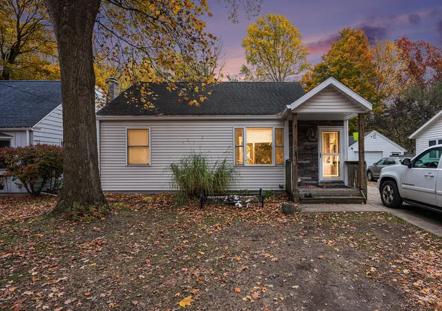 Photo 1 of Single family home for sale at 5418 Keyes Dr, Kalamazoo, MI 49004 | MLS# 66026019284 | Listing updated on 2026-09-01