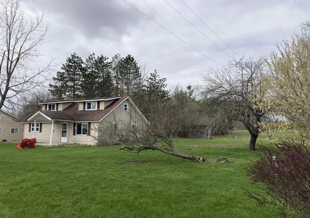 Photo 3 of Single family home for sale at 340 Ward St, Rose City, MI 48654 | MLS# 77080067672 | Listing updated on 2026-06-25