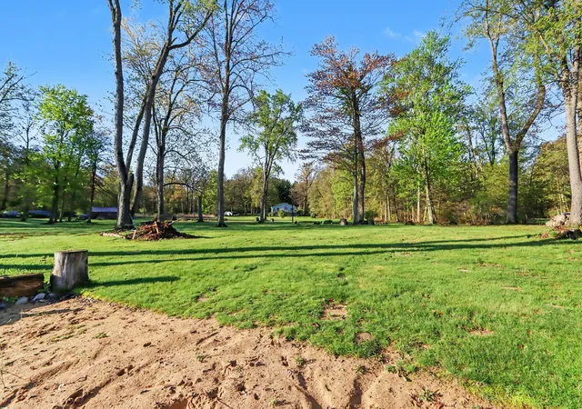 4th image of 31134 Brandywine Rd, Gobles, MI 49055 | MLS# 66026019428