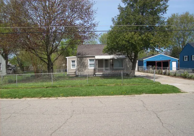 Photo 1 of Sale Pending at 3243 Dakota Ave, Flint, MI 48506 | MLS# 5050206147 | Listing updated on 2026-06-19
