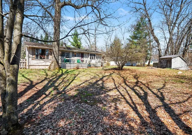 26th image of 1592 Oakwood Dr, Gladwin, MI 48624 | MLS# 58050206166