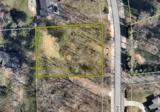 Photo 3 of Single family home for sale at 1864 Arlington Blvd, Ann Arbor, MI 48104 | MLS# 81026019511 | Listing updated on 2026-08-30