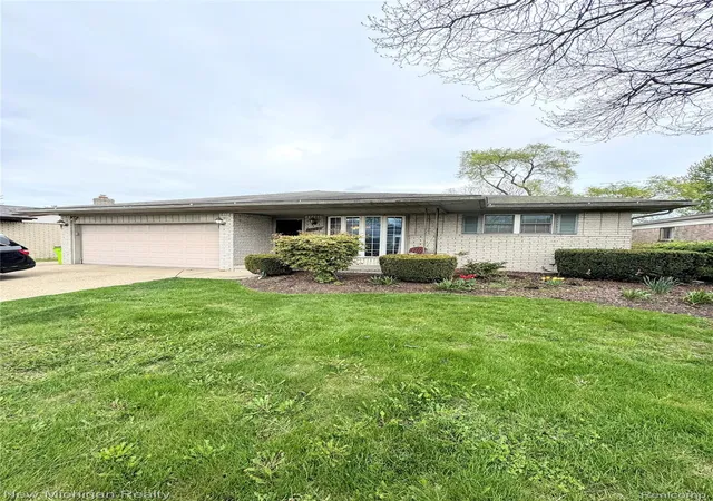 Homes for sale in Fraser City Macomb, MI | 31090 Mc Namee, Fraser City Macomb, MI 48026 | MLS# 20261030654