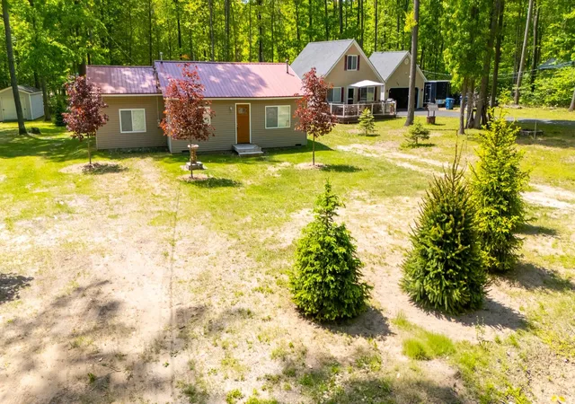 1st image of 408 Kirkshire Ave, Roscommon, MI 48653 | MLS# 77080067709