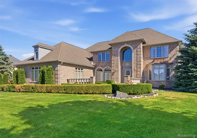 Photo 3 of Single family home for sale at 54150 Queensborough Dr, Shelby Township, MI 48315 | MLS# 20261030783 | Listing updated on 2026-09-18