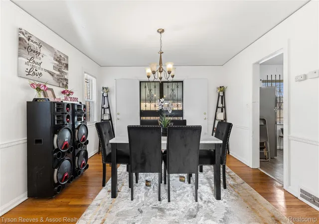 Photo 4 of Single family home for sale at 19138 San Juan Dr, Detroit, MI 48221 | MLS# 20261030808 | Listing updated on 2026-09-26