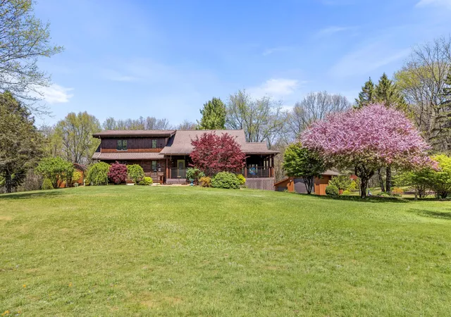3rd image of 10189 I Dr S, Ceresco, MI 49033 | MLS# 64026019654