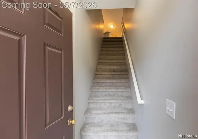 2nd image of 1560 W Lakeview Ln, Canton, MI 48187 | MLS# 20261030971