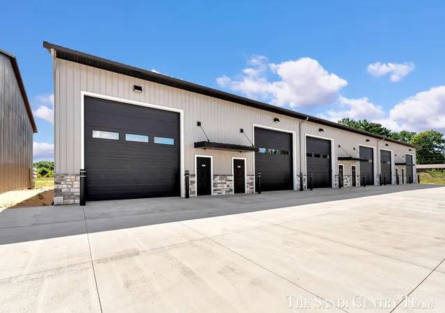 17th image of 2695 Hein Rd #B102, Muskegon, MI 49445 | MLS# 71026019708