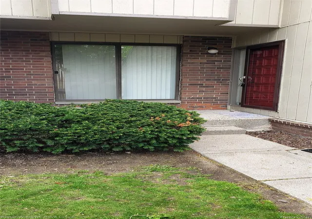Photo 4 of Condo for sale at 5872 Vassar, West Bloomfield, MI 48322 | MLS# 20261031023 | Listing updated on 2026-09-12