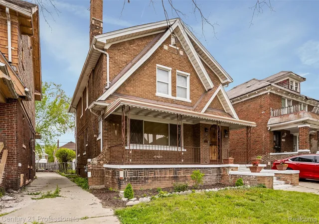 Photo 3 of Single family home for sale at 3322 Leslie St, Detroit, MI 48238 | MLS# 20261031056 | Listing updated on 2026-07-06