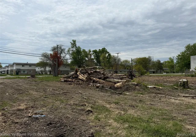 28th image of 22477 15 Mile Rd, Clinton Township, MI 48035 | MLS# 20261031076