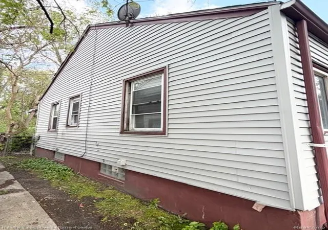 4th image of 18282 Stout St, Detroit, MI 48219 | MLS# 20261031100