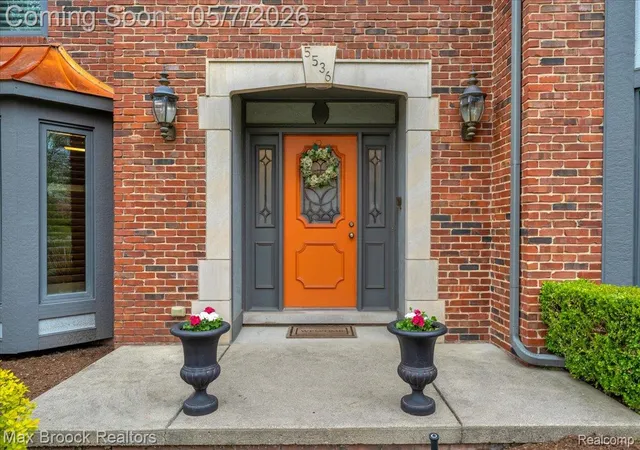 Photo 4 of Single family home for sale at 5536 Whitfield Dr, Troy, MI 48098 | MLS# 20261031181 | Listing updated on 2026-07-07