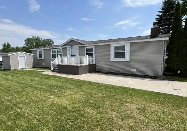 1st image of 174 Meadow Ln, Port Huron, MI 48060 | MLS# 58050206351