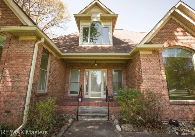 3rd image of 27178 John Dr, New Boston, MI 48164 | MLS# 20261031250