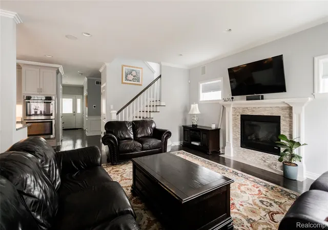 Photo 2 of Single family home for sale at 302 S Blair Ave, Royal Oak, MI 48067 | MLS# 20261031266 | Listing updated on 2026-07-06