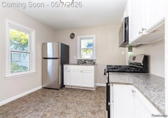 Photo 3 of Single family home for sale at 8269 Westminster Ave, Warren, MI 48089 | MLS# 20261031307 | Listing updated on 2026-07-06