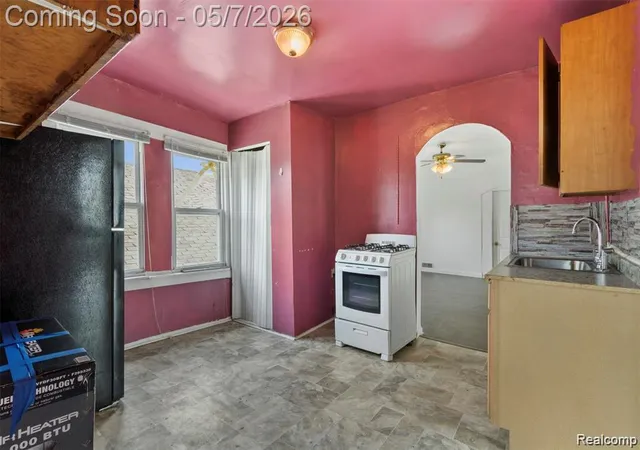 image of 5151 Yemans St, Hamtramck, MI 48212 | MLS# 20261031378