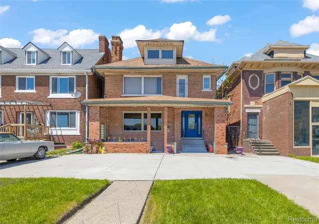 Photo 1 of Single family home for sale at 2425 W Grand Blvd, Detroit, MI 48208 | MLS# 20261031433 | Listing updated on 2026-09-01