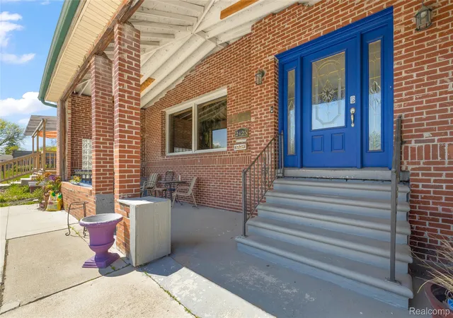 Photo 2 of Single family home for sale at 2425 W Grand Blvd, Detroit, MI 48208 | MLS# 20261031433 | Listing updated on 2026-09-01
