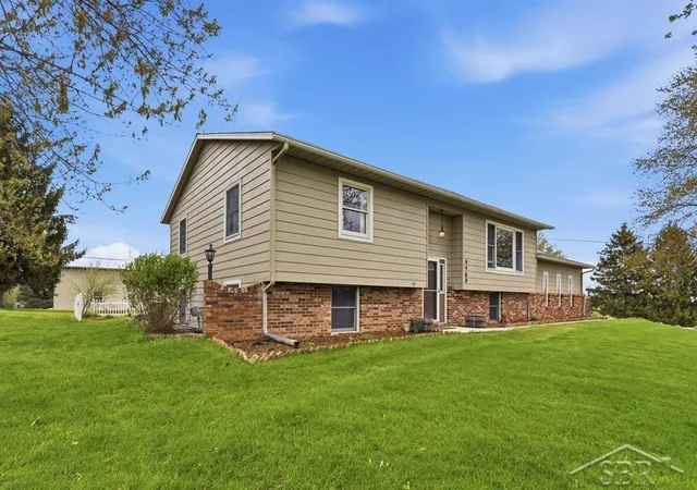 2nd image of 4469 E Millbrook Rd, Mount Pleasant, MI 48858 | MLS# 61050206423