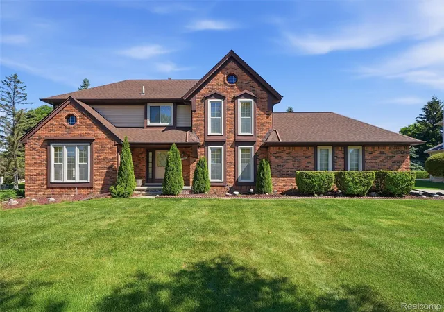 1st image of 1280 Falcon Dr, Troy, MI 48098 | MLS# 20261031533