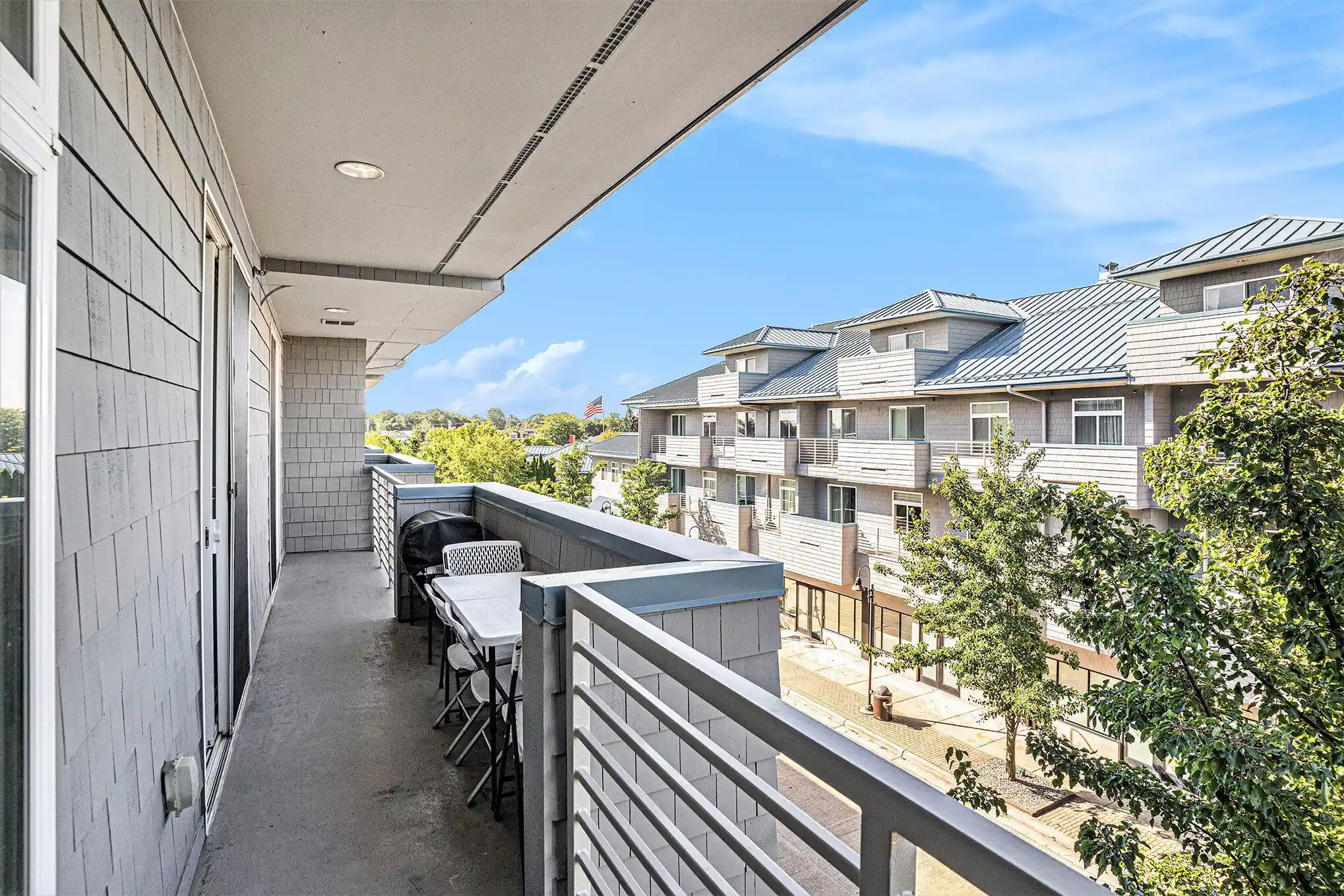 Listing Photo 2 - Condo for sale in 530 Miller Dr located at 530 Miller Dr, Grand Haven, MI 49417 - Unit #308
