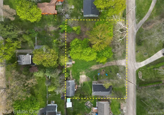 Photo 1 of Land for sale at 1850 1852 Ward Rd, Bloomfield Hills, MI 48302 | MLS# 20261031558 | Listing updated on 2026-08-26