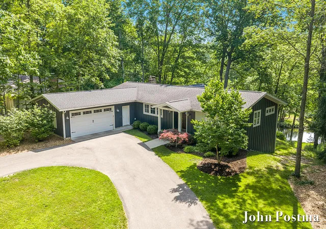 Homes for sale in Cascade Charter Township Kent, MI | 7314 Thornapple Park Dr Se, Cascade Charter Township Kent, MI 49546 | MLS# 65026019998