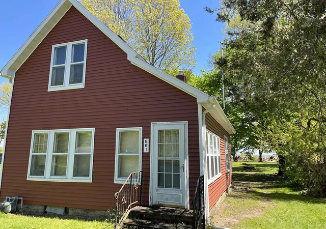 2nd image of 861 Paw Paw Ave, Benton Charter Township Berrien, MI 49022 | MLS# 69026020027