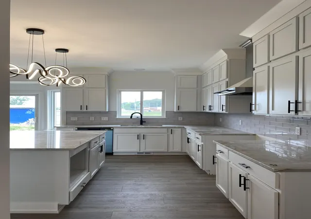 Photo 2 of Single family home for sale at 733 Britt Cir Dr #10, Dundee, MI 48131 | MLS# 81026020050 | Listing updated on 2026-08-07