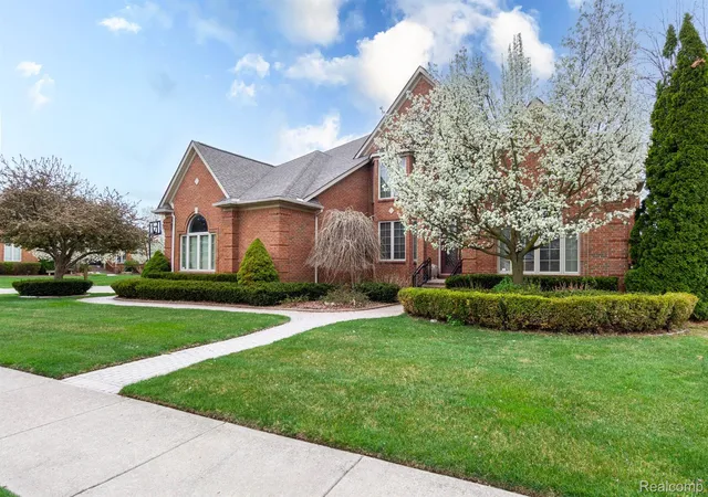 2nd image of 49759 Lakebridge Dr, Shelby Township, MI 48315 | MLS# 20261031722