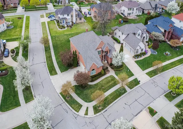 69th image of 49759 Lakebridge Dr, Shelby Township, MI 48315 | MLS# 20261031722