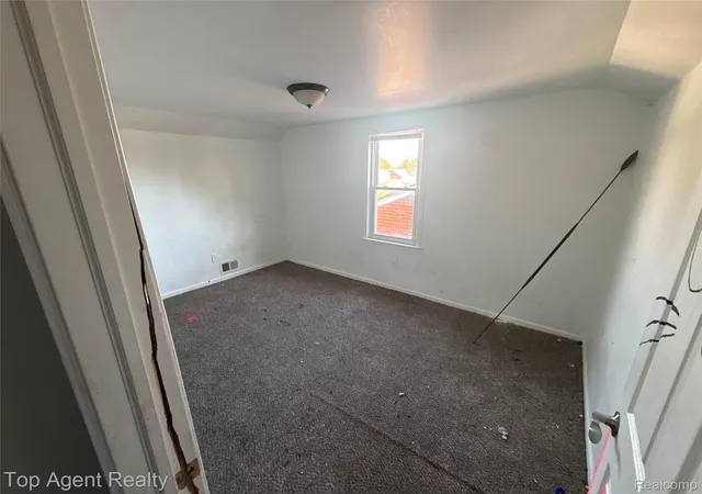 5th image of 19479 Spencer St, Detroit, MI 48234 | MLS# 20261031730