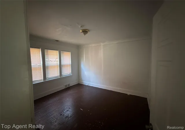 7th image of 19479 Spencer St, Detroit, MI 48234 | MLS# 20261031730