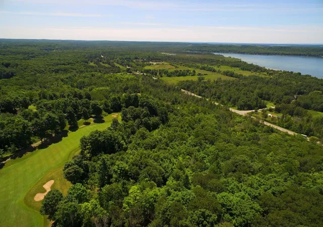 3rd image of 07 Creek Hill Dr, Bellaire, MI 49615 | MLS# 78080067826