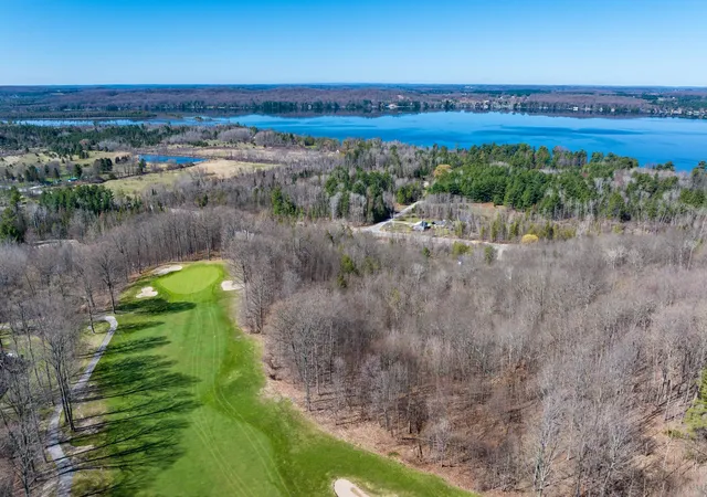 4th image of 07 Creek Hill Dr, Bellaire, MI 49615 | MLS# 78080067826
