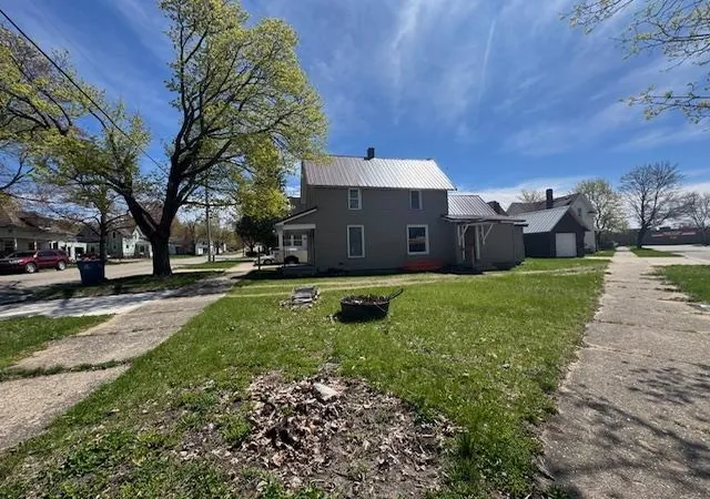 Homes for sale in Cadillac, MI | 817 N Simons St, Cadillac, MI 49601 | MLS# 78080067825