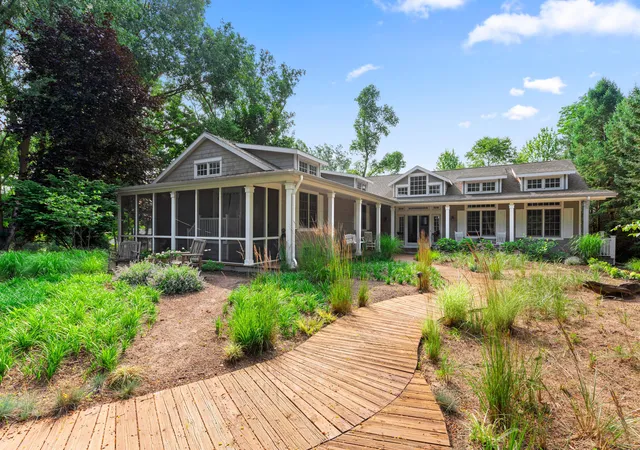 2nd image of 331 Marquette Dr, New Buffalo, MI 49117 | MLS# 69026020121
