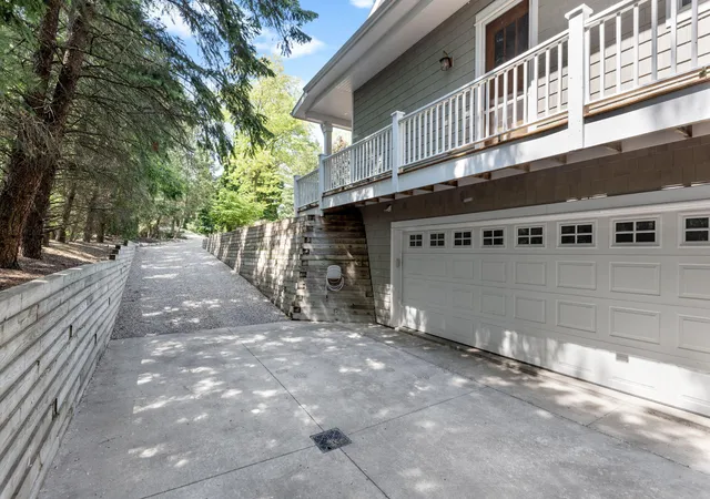 4th image of 331 Marquette Dr, New Buffalo, MI 49117 | MLS# 69026020121