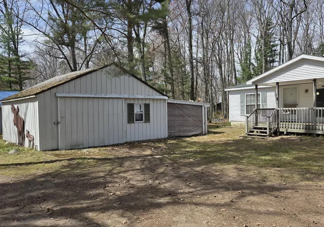 Photo 4 of Single family home for sale at 2612 W Southern Ave, Baldwin, MI 49304 | MLS# 72026020163 | Listing updated on 2026-05-21