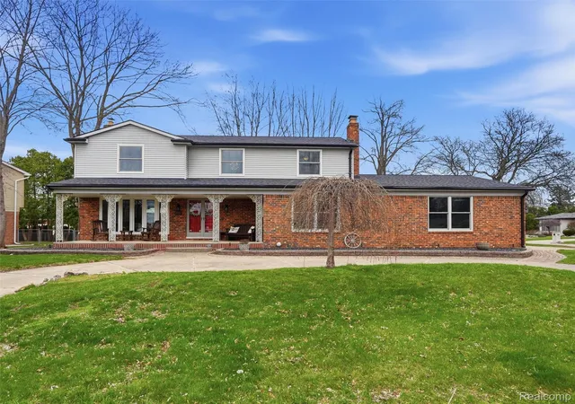 Photo 2 of Single family home for sale at 20145 Scarlet Ct, Clinton Township, MI 48036 | MLS# 20261031859 | Listing updated on 2026-07-25