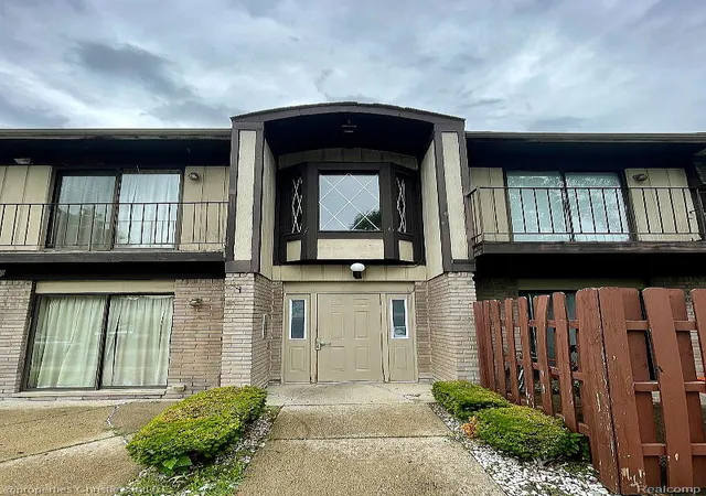 Homes for sale in Southfield, MI | 15999 W 11 Mile W 11 Mile Rd #20, Southfield, MI 48076 | MLS# 20261031868